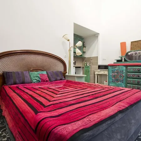 Apartment Art Studio *
